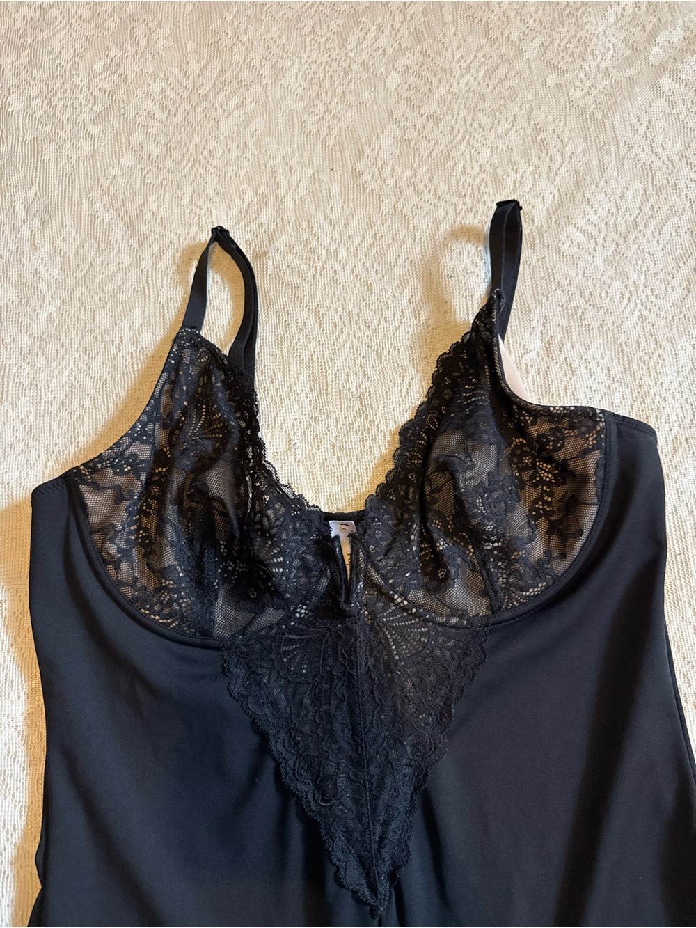 Popilush lace deep V-neck shapewear wide leg jumpsuit - Picture 3 of 10
